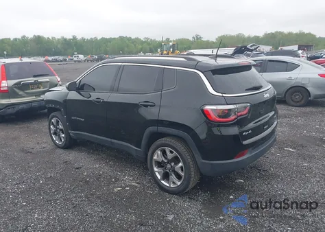 2018 Jeep Compass Limited 4X4 из США, поврежденный, VIN 3C4NJDCBXJT333639